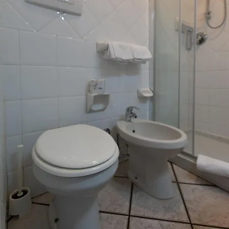 Hotell S.angelo 3*